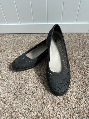 Cliffs Black Perforated Flats Slip On Comfort Lightweight Casual Shoes Size 7 M